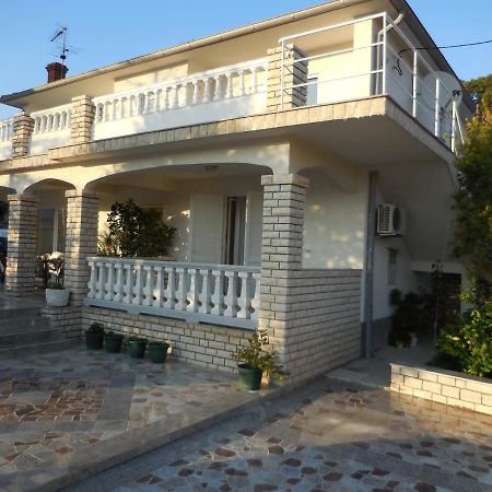 Apartments Ivica Lupic Kampor Екстериор снимка