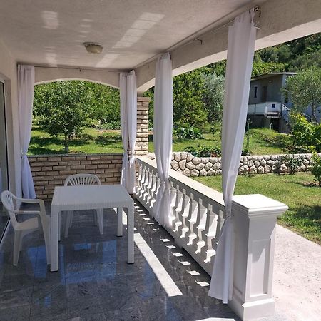 Apartments Ivica Lupic Kampor Екстериор снимка