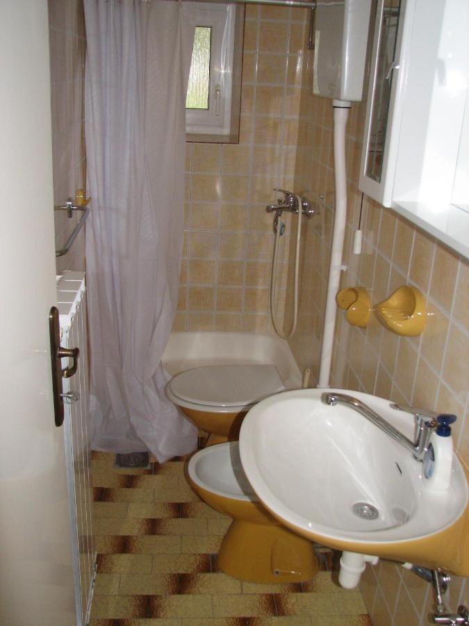 Apartments Ivica Lupic Kampor Екстериор снимка