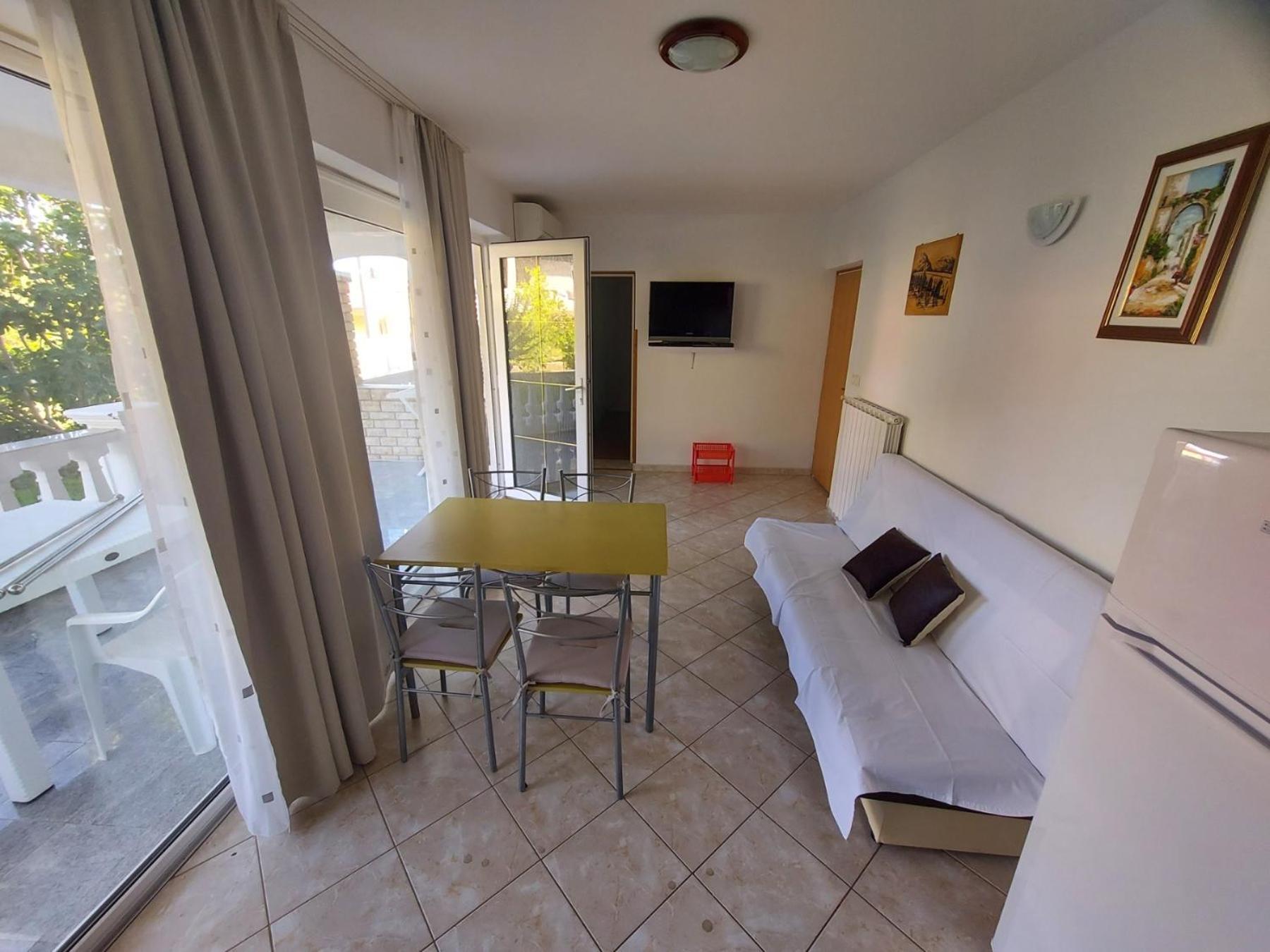 Apartments Ivica Lupic Kampor Екстериор снимка